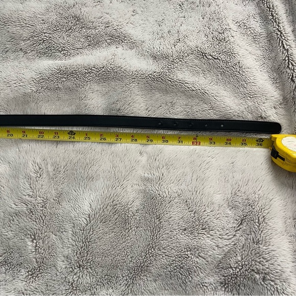 Gucci Black Belt with Gold Double G Buckle - Picture 8 of 15